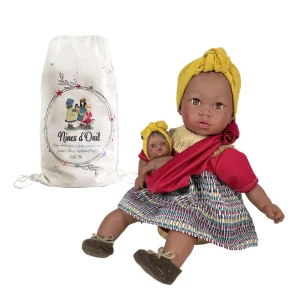 MUÑECA ALIKA CON BEBÉ BURGUNDY