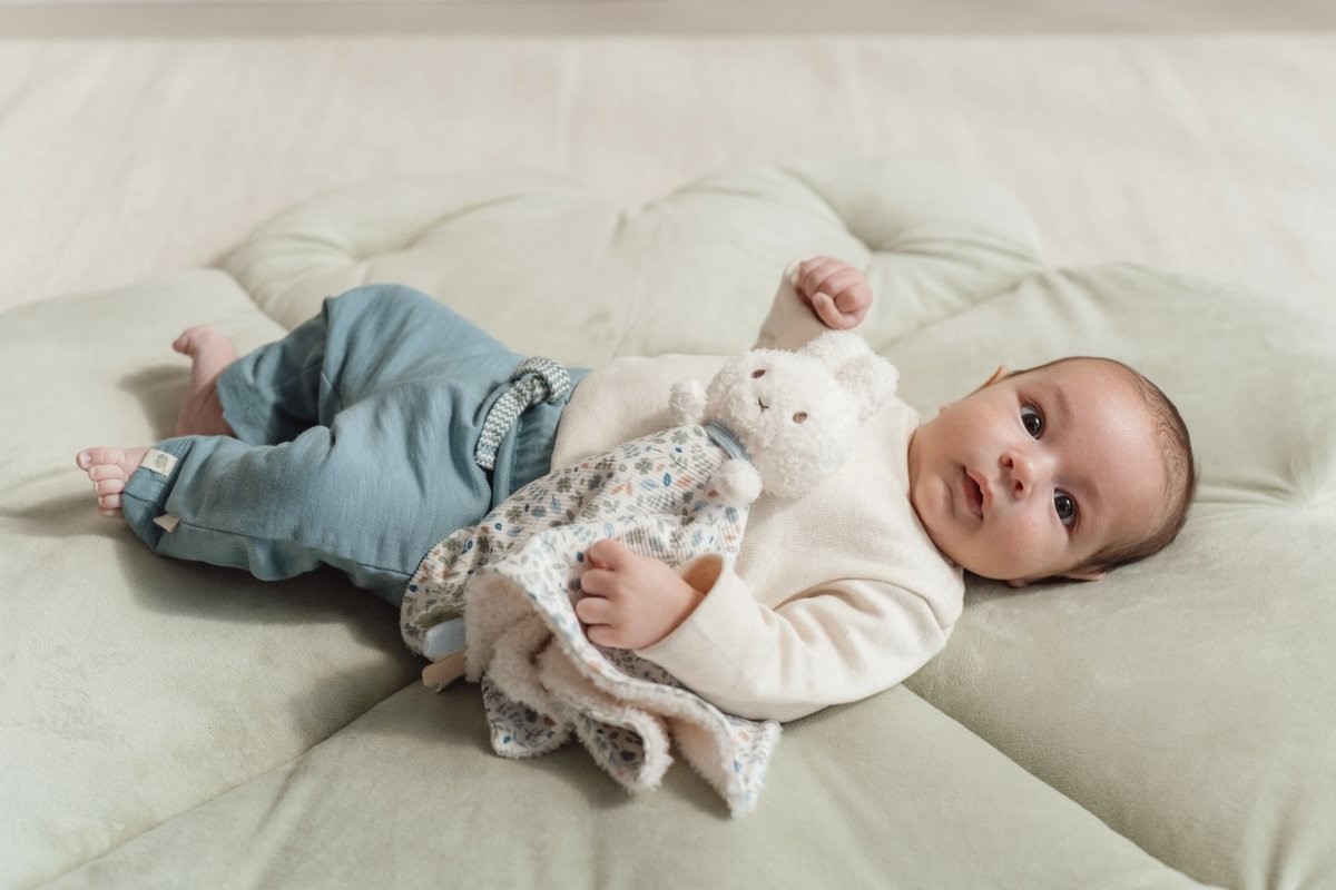Doudou Miffy Lucky Leaves - Imagen 3